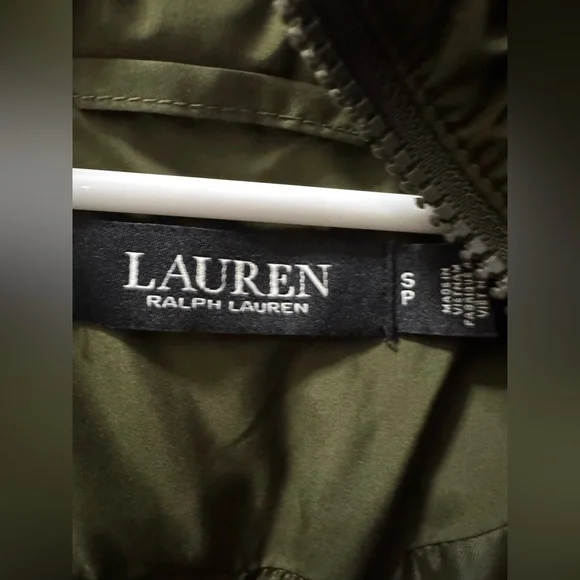 Lauren Ralph Lauren Pillow Hood
Longline Down & Feather Jacket Small - Picture 7 of 13